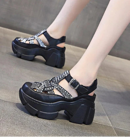 Sandalias De Moda Que Te Acompañan Temporada Tras Temporada
