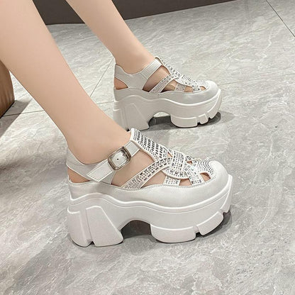 Sandalias De Moda Que Te Acompañan Temporada Tras Temporada